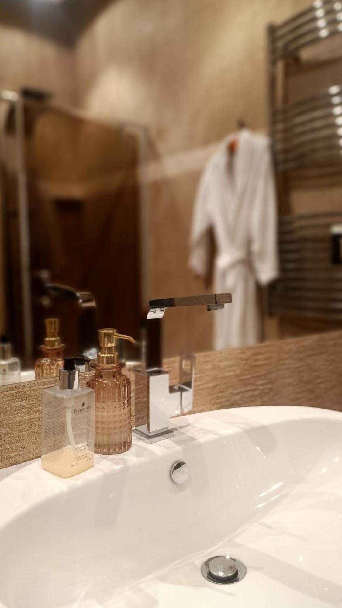 Luxury Room Well Located تشينستوخوفا المظهر الخارجي الصورة
